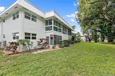 2929 SE Ocean Boulevard Stuart FL 34996