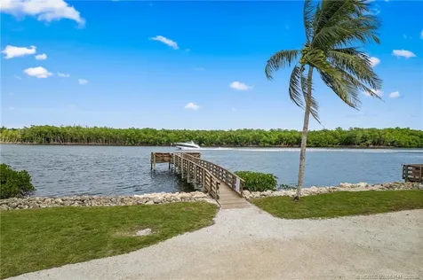 5092 SE Nassau Terrace Stuart FL 34997