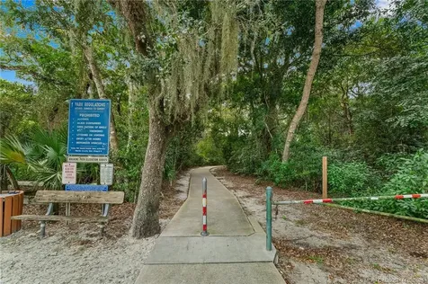 5092 SE Nassau Terrace Stuart FL 34997