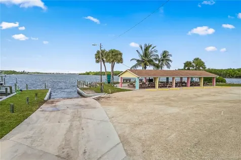 5092 SE Nassau Terrace Stuart FL 34997