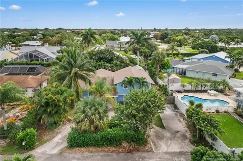 5092 SE Nassau Terrace Stuart FL 34997
