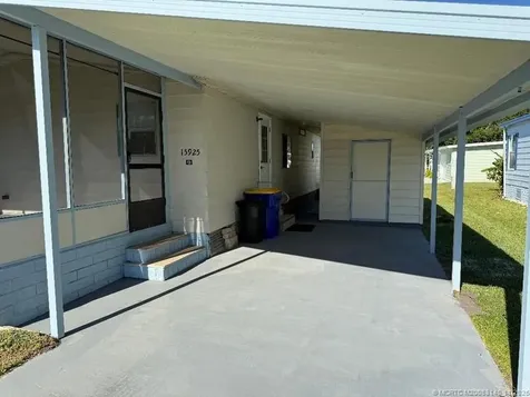 15925 Indianwood Circle SW Indiantown FL 34956