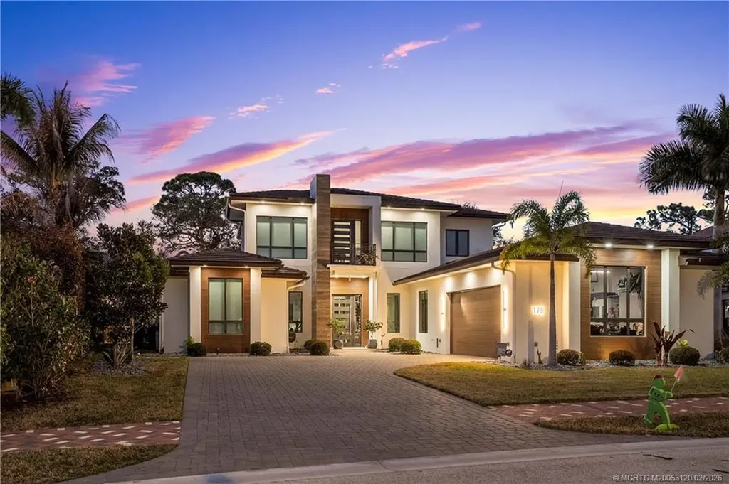 178 SE Via Lago Garda Port St Lucie FL 34952