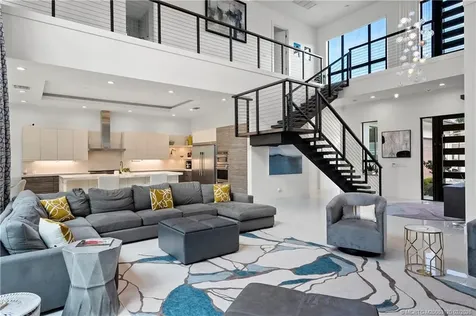 178 SE Via Lago Garda Port St Lucie FL 34952