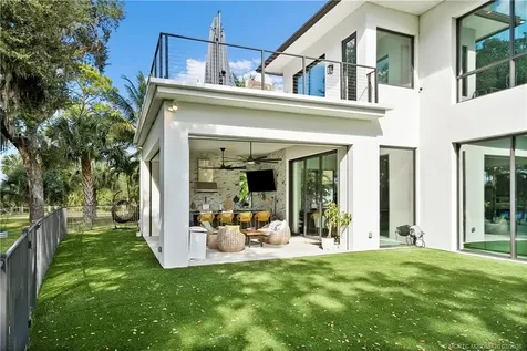 178 SE Via Lago Garda Port St Lucie FL 34952