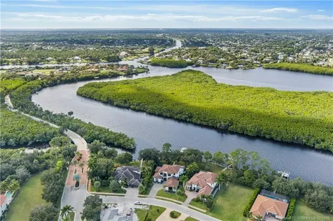 178 SE Via Lago Garda Port St Lucie FL 34952