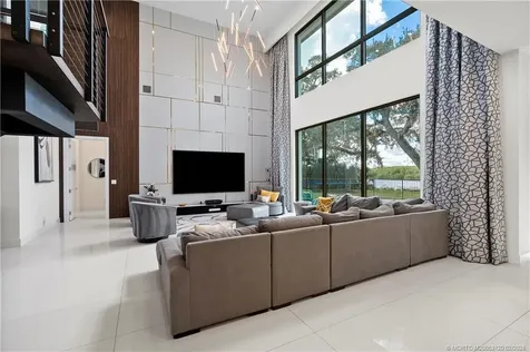 178 SE Via Lago Garda Port St Lucie FL 34952