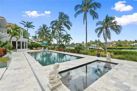 6460 SE Harbor Circle Stuart FL 34996