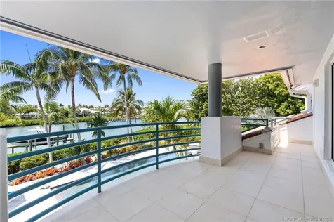 6460 SE Harbor Circle Stuart FL 34996