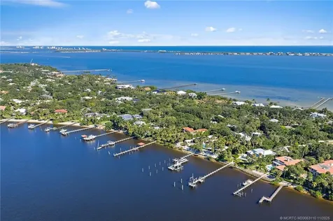 11 Wendy Lane Stuart FL 34996