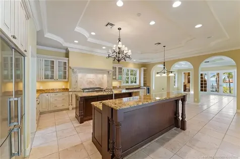 11 Wendy Lane Stuart FL 34996