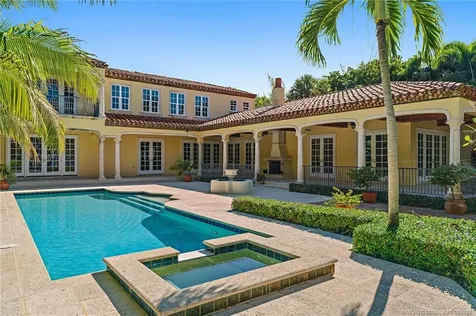 11 Wendy Lane Stuart FL 34996