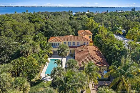 11 Wendy Lane Stuart FL 34996