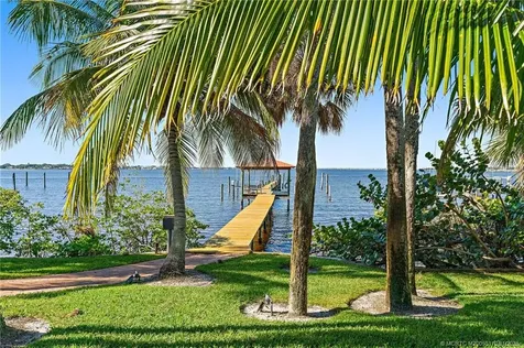 11 Wendy Lane Stuart FL 34996