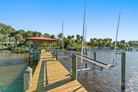 11 Wendy Lane Stuart FL 34996