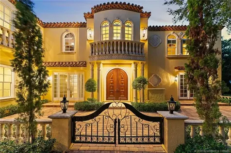 11 Wendy Lane Stuart FL 34996