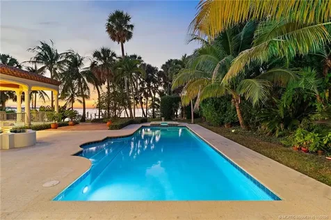 11 Wendy Lane Stuart FL 34996