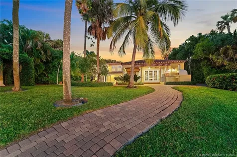 11 Wendy Lane Stuart FL 34996