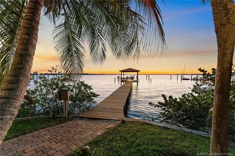 11 Wendy Lane Stuart FL 34996