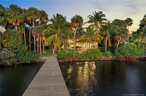 11 Wendy Lane Stuart FL 34996