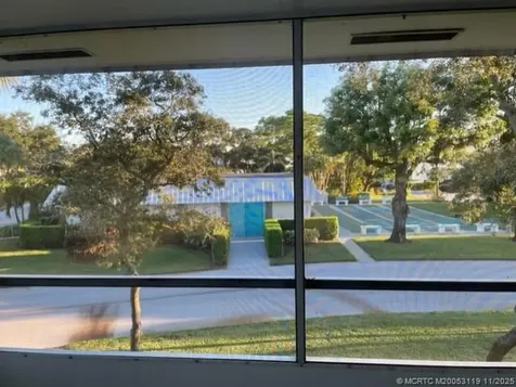 2929 SE Ocean Boulevard Stuart FL 34996