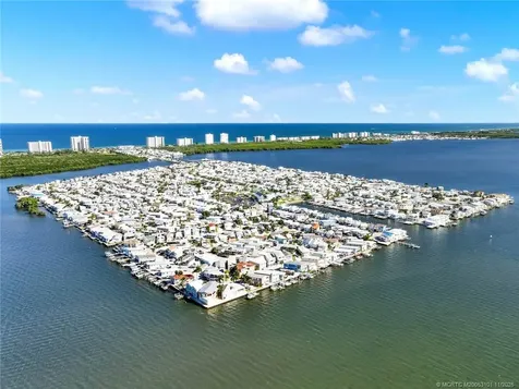 114 Nettles Boulevard Jensen Beach FL 34957