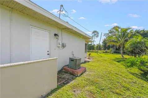 201 SE Camino Court Port St Lucie FL 34952
