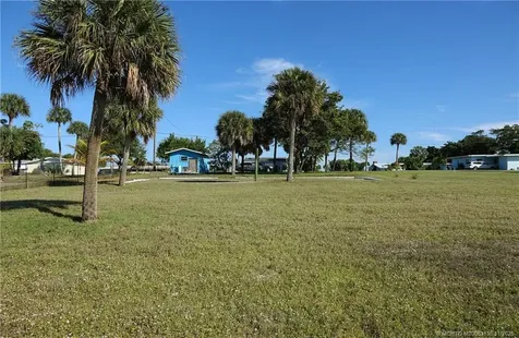 4103 S Indian River Drive Fort Pierce FL 34982