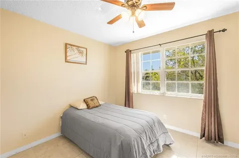 1537 SE Royal Green Circle Port St Lucie FL 34952