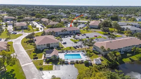 1537 SE Royal Green Circle Port St Lucie FL 34952