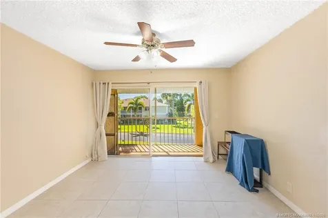 1537 SE Royal Green Circle Port St Lucie FL 34952