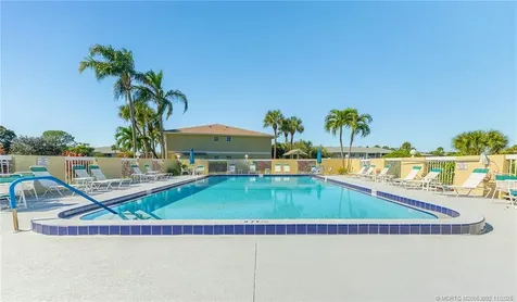 1537 SE Royal Green Circle Port St Lucie FL 34952