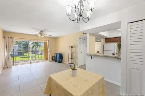 1537 SE Royal Green Circle Port St Lucie FL 34952