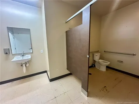 10244 S Us Highway 1 Port St Lucie FL 34952