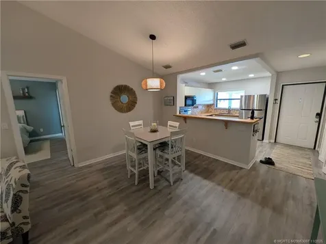 1200 SE Parkview Place Stuart FL 34994