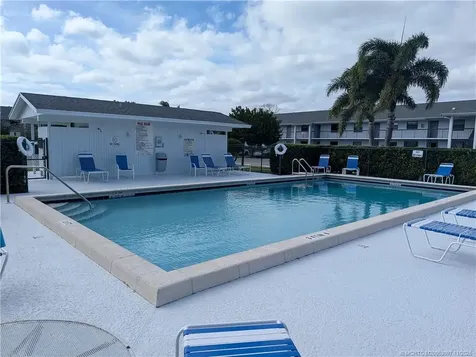 1200 SE Parkview Place Stuart FL 34994