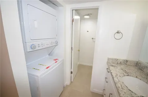 1566 SE Royal Green Circle Port St Lucie FL 34952