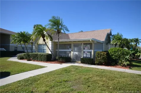 1566 SE Royal Green Circle Port St Lucie FL 34952