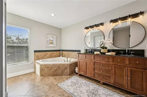 605 SE Dolphin Drive Stuart FL 34996