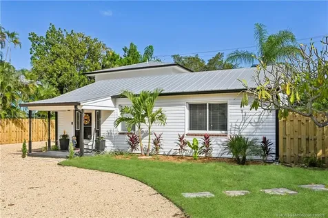 605 SE Dolphin Drive Stuart FL 34996