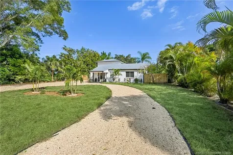 605 SE Dolphin Drive Stuart FL 34996