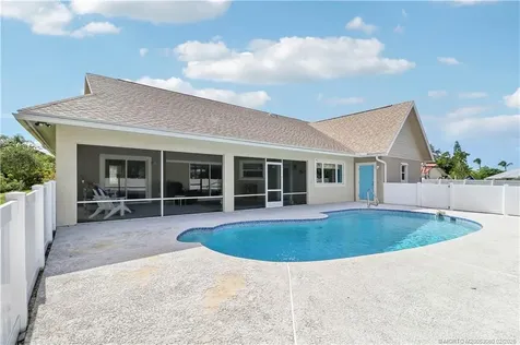 5439 SE Horseshoe Point Road Stuart FL 34997
