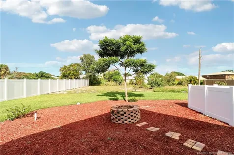 5439 SE Horseshoe Point Road Stuart FL 34997