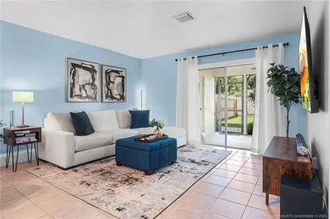 4463 SE Village Road Stuart FL 34997