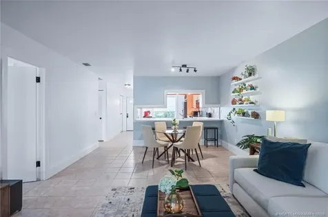 4463 SE Village Road Stuart FL 34997