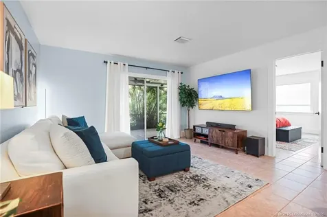 4463 SE Village Road Stuart FL 34997