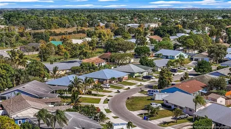 4463 SE Village Road Stuart FL 34997