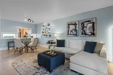 4463 SE Village Road Stuart FL 34997