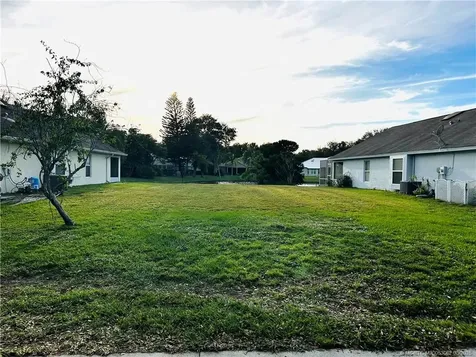 8249 Maidencane Place Port St Lucie FL 34952