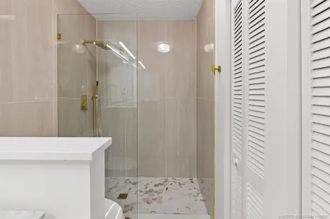 652 NE Wax Myrtle Way Jensen Beach FL 34957